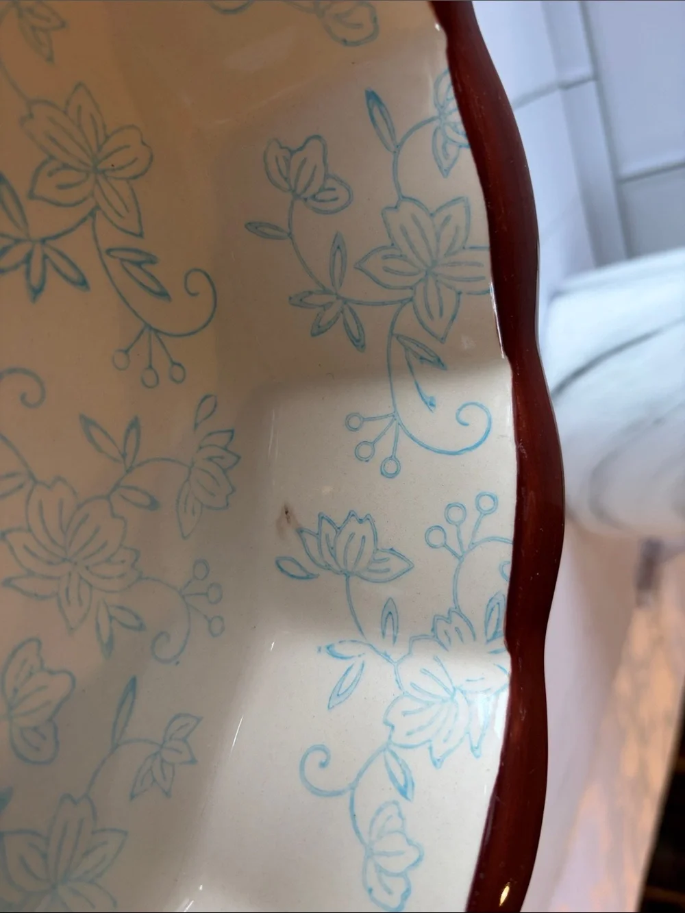 Temp-Tations Turquoise Floral Ceramic Pie Dish with Brown Scalloped Rim
